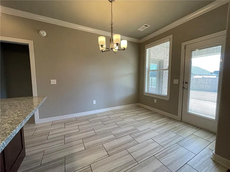 3003 SW Satinwood Ave — Photo 8