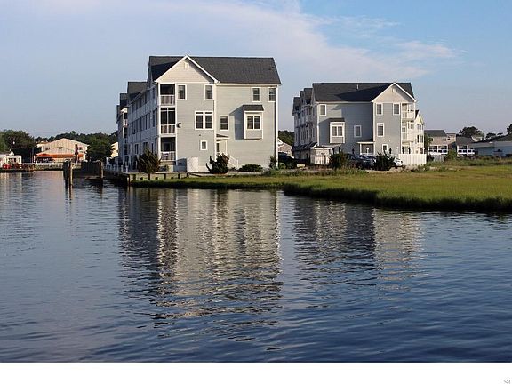 3rd image of 39098 Beacon Dr