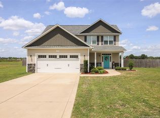 3549 Thrower Rd, Hope Mills, NC 28348