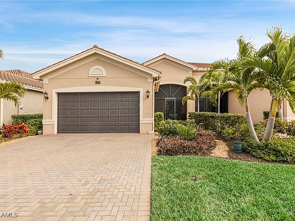 2nd image of 11755 Lakewood Preserve Pl #E
