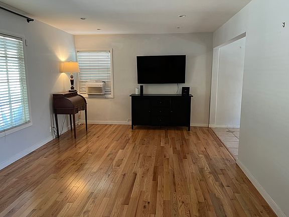 2nd image of 2244 Royal Oaks Dr