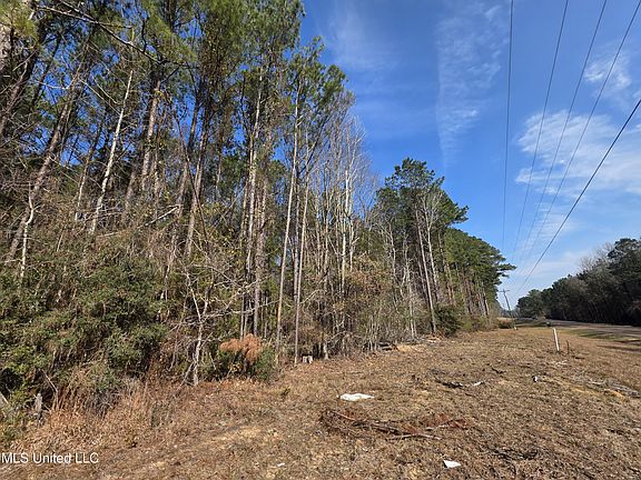 3rd image of 0 Wildwood Trl SE