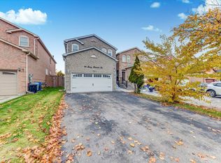 96 Mary Pearson Dr, Markham, ON L3S2Y5
