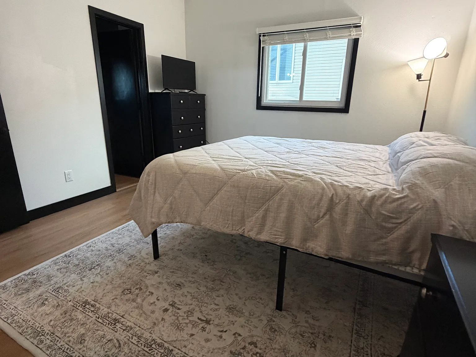 2 bed, 958 sqft, $1,850 — Photo 3