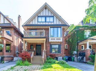 605 Huron St #B, Toronto, ON M5R 2R8