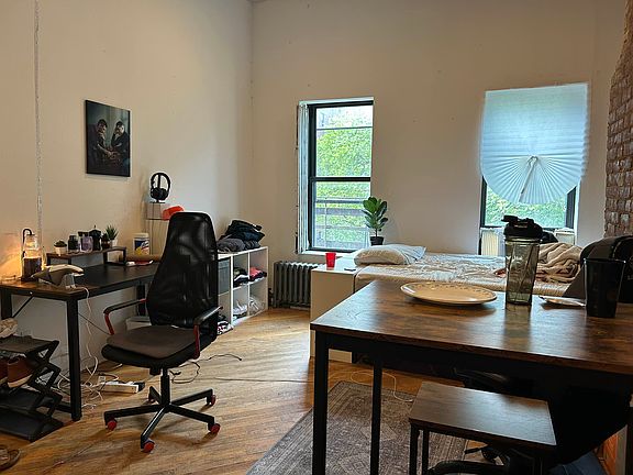 2nd image of 345 E 10th St #5S
