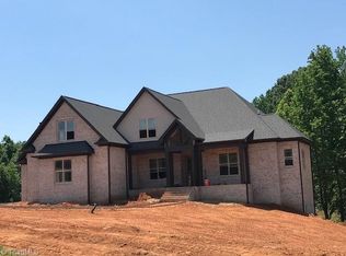 8605 Lathans Trl, Oak Ridge, NC 27310