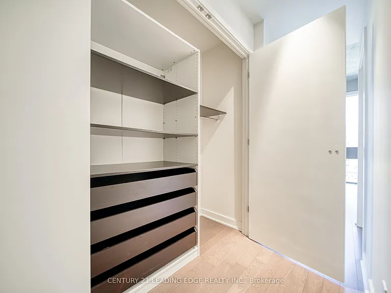 60 Bathurst St #306 — Photo 9