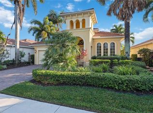 7848 Martino Cir, Naples, FL 34112
