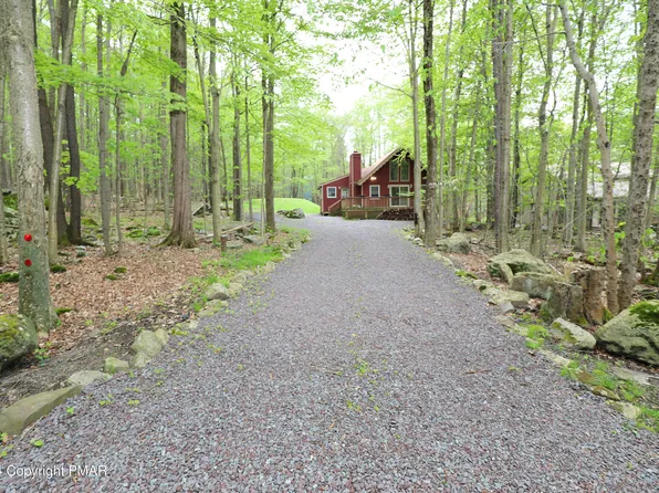105 Lyman Ln, Gouldsboro, PA 18424