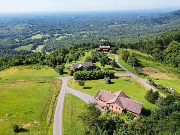 501 Apple Hill Ln, Fancy Gap, VA 24328