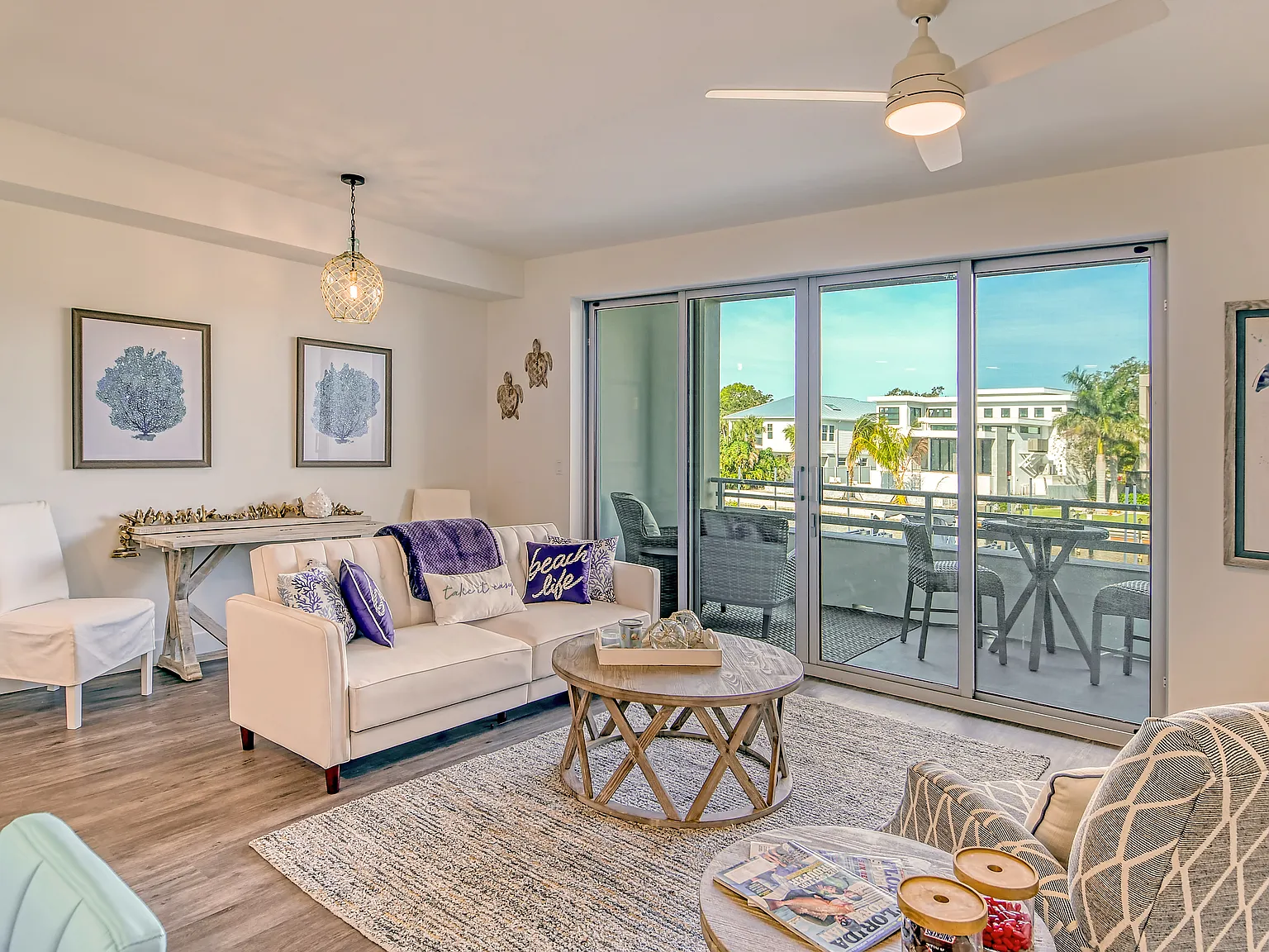 1 bed, 1.5 bath, 896 sqft, $2,295 — Photo 3