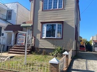 13744 234th St, Rosedale, NY 11422