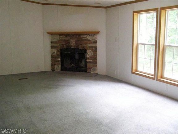 3rd image of 9441 S Fissile Ln