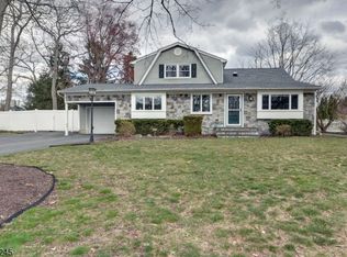 46 Ladd St, Pequannock, NJ 07440