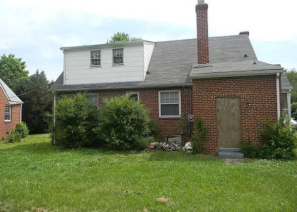2nd image of 1308 Greystone Ave