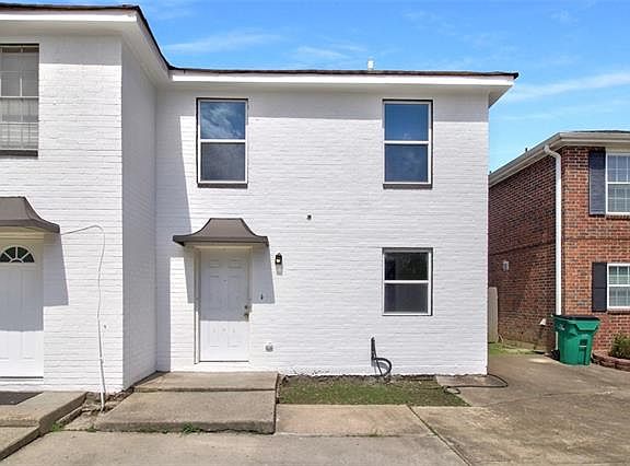 2nd image of 2418 Caswell Ln