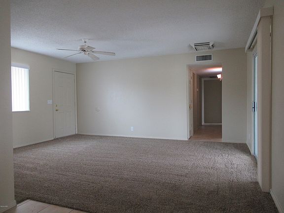 2nd image of 3040 Starline Dr