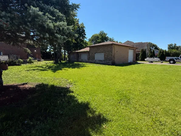 4n481 9th, Addison, IL 60101