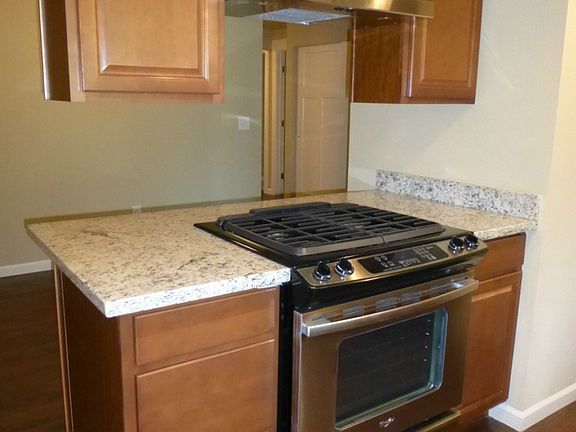 5th image of 2430 Lodgepole Dr SE