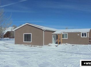 170 Mesa Dr, Rock Springs, WY 82901