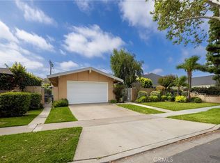 2911 Walker Lee Dr, Los Alamitos, CA 90720