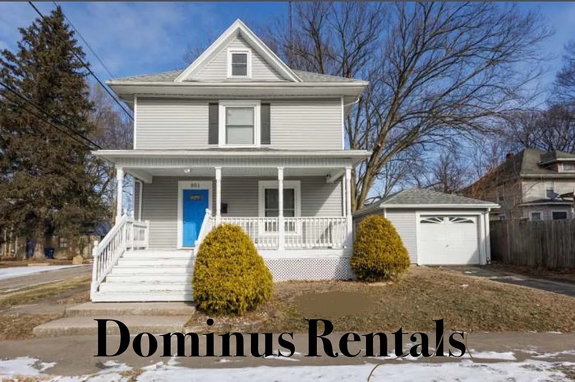 4 bed, 1548 sqft, $2,300 — Photo 1