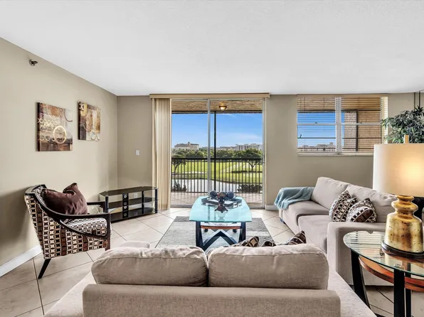 3300 W Rolling Hills Circle #705, Davie, FL 33328