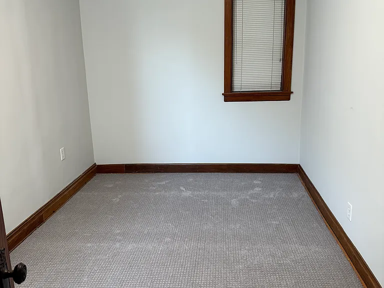 1632 W Nelson St #2 — Photo 12