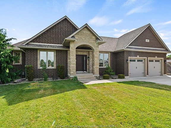 2nd image of 402 County Road 34 W