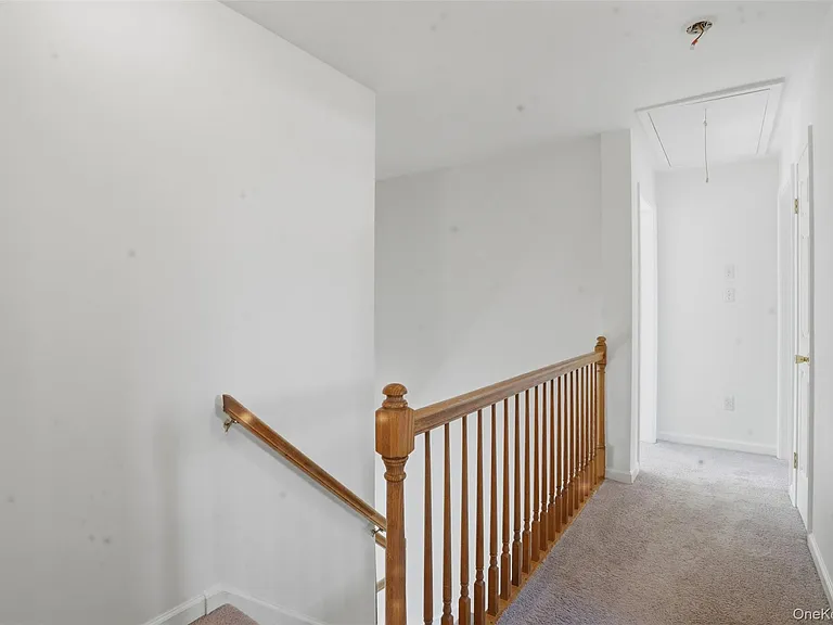 34 Rombout Rd — Photo 26