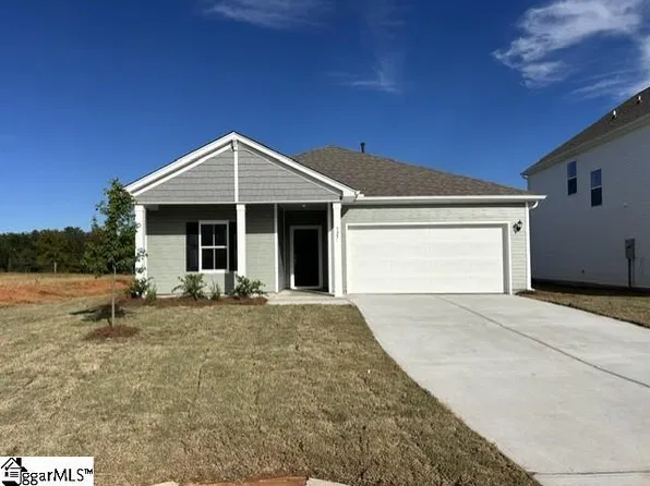 127 Edgewood Farms Ct, Easley, SC 29640