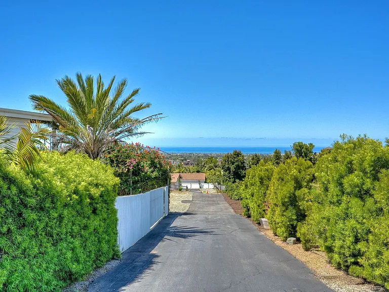 1761 Yucca Rd — Photo 47