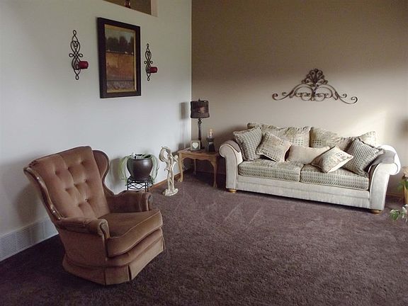 3rd image of 3420 S Vercler Dr