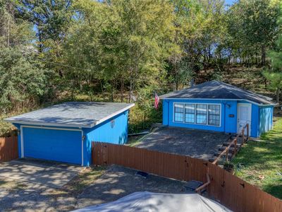 545 Black Forest Dr, Pottsboro, TX, 75076