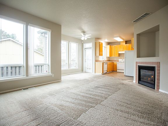 3rd image of 17921 Arbela Ct