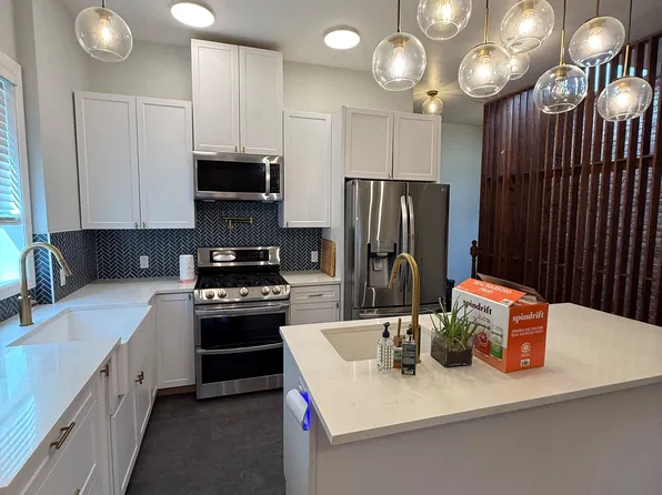311 Montgomery Street image 1 of 16