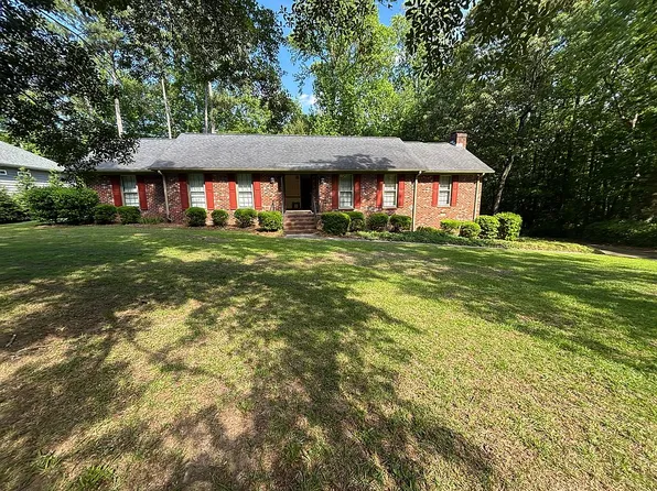 111 Robin Rd, Greenville, NC 27858