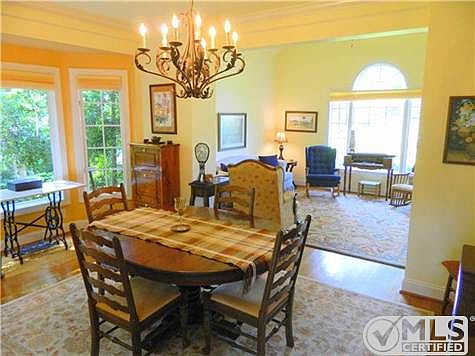 5th image of 4811 Saint Andrew Ct
