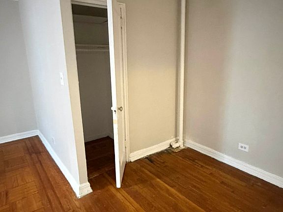 2nd image of 20 Bogardus Pl #44