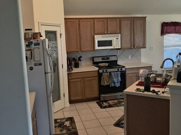 5th image of 6701 Cromarty Ln #1