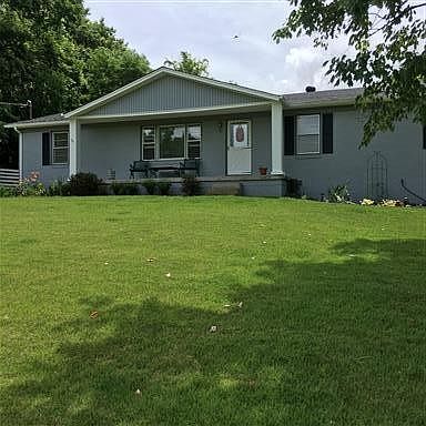 1st image of 2040 Glencoe Rd