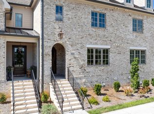 533 Park West Ln, Bowling Green, KY 42103