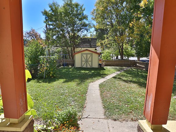 5th image of 719 N Spruce St