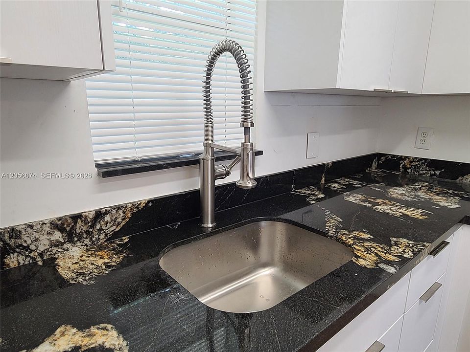 1st image of 4165 SW 67th Ave APT 112B