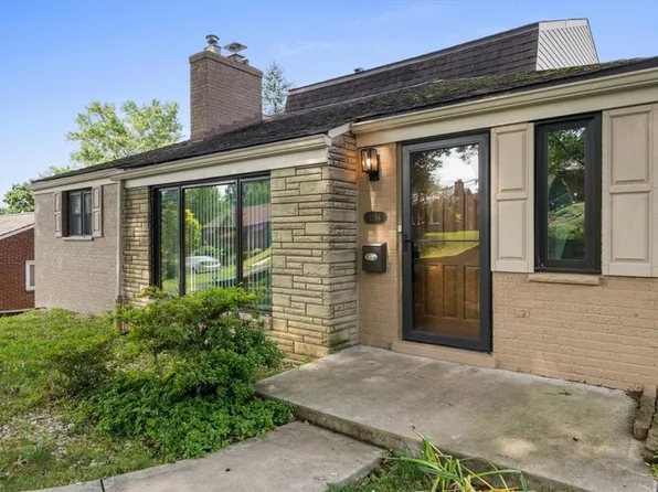 1246 Arrowood Dr, Pittsburgh, PA 15243