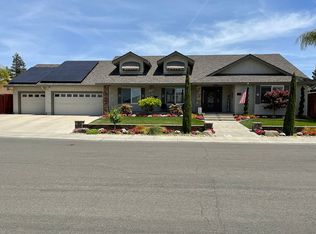 941 Country Club Cir, Ripon, CA 95366