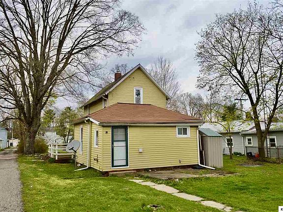 4th image of 704 E Burgess St