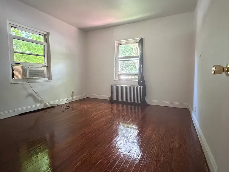 155 Clover St #1 — Photo 6