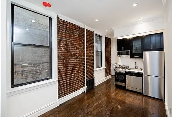 Rented by Avenues Real Estate | media 1